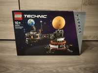 NEGOCJUJ Klocki LEGO Technic 42179 Planeta Ziemia i Księżyc na orbicie