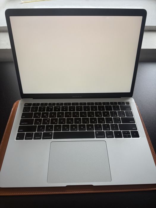 MacBook Air 13” (2019)