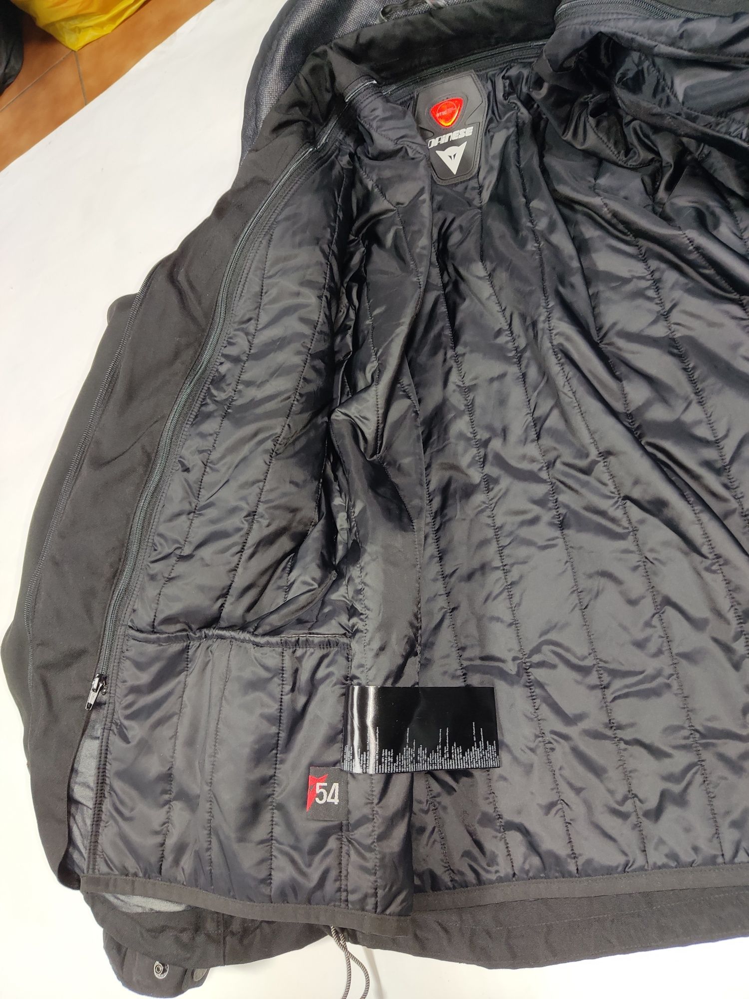 Мотокуртка всесезон Dainese Gore tex,подстёжка мембрана 52р.