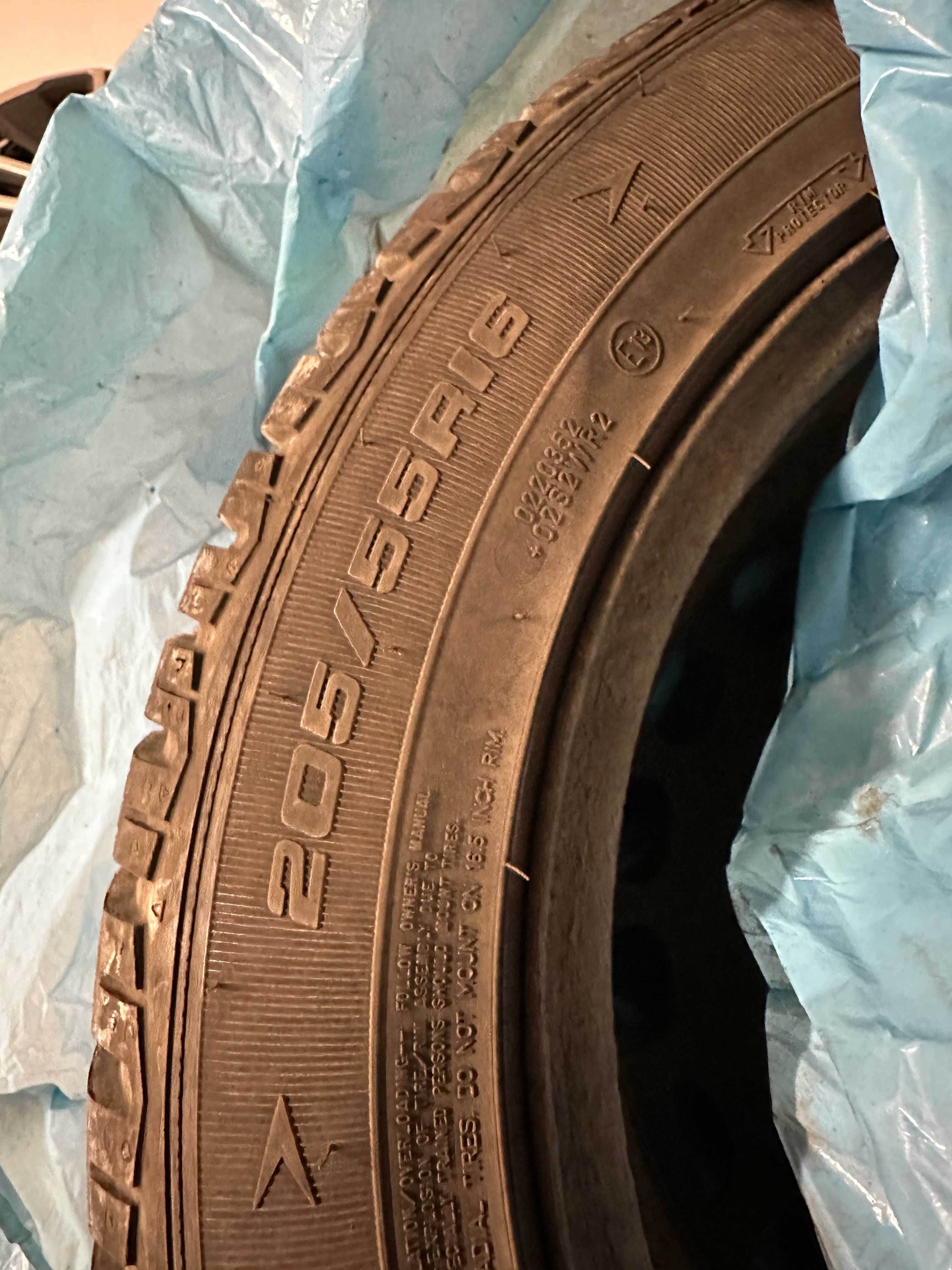 Felgi z oponami 4szt. Kelly Winter 205/55 R16 (VW passat b6)