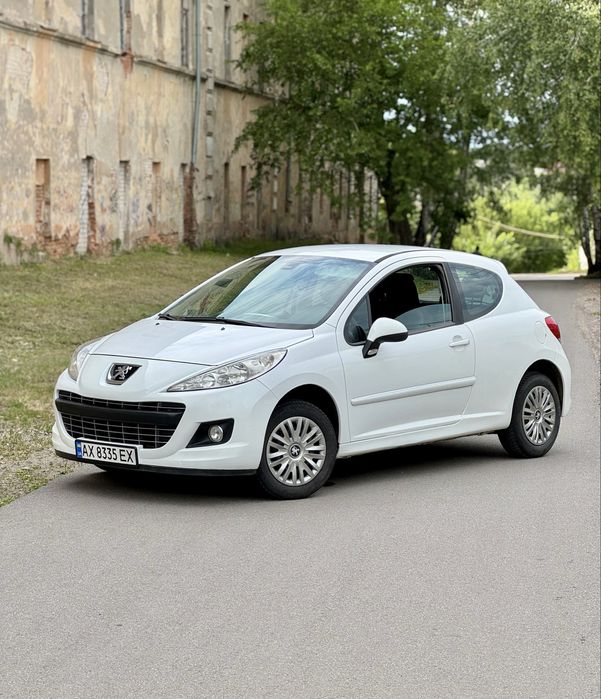 Peugeot 207/ 2011г.в.