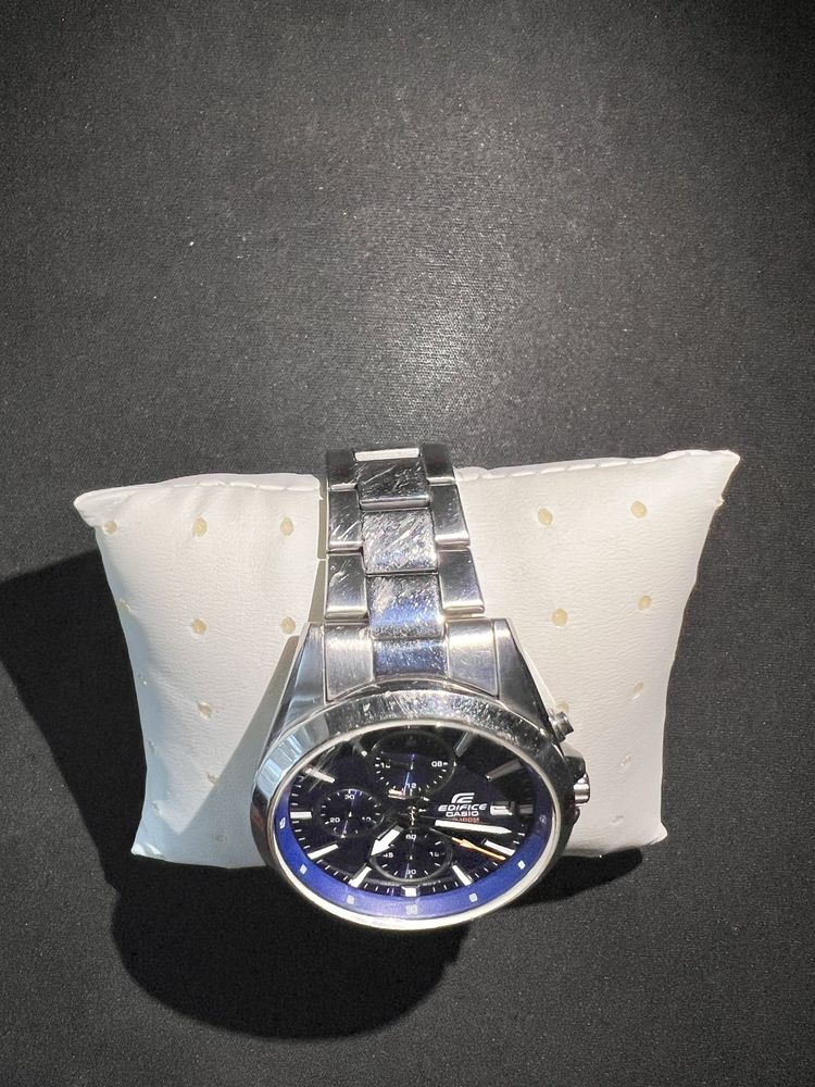 Часы CASIO Edifice EFV-560D-2AVUEF