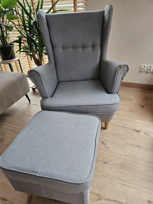 Fotel uszak z podnóżkiem szary, do karmienia