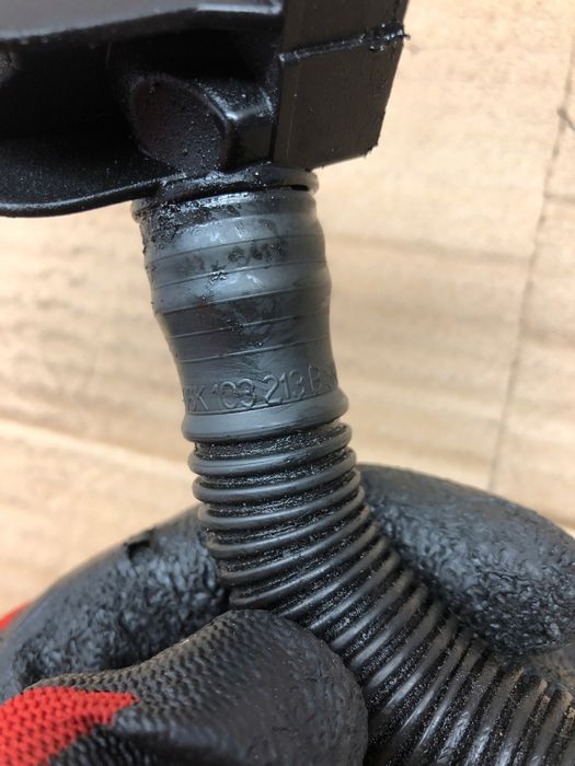Golf VII S3 8V 2.0 Tfsi Rurka Odmy 06K103213B