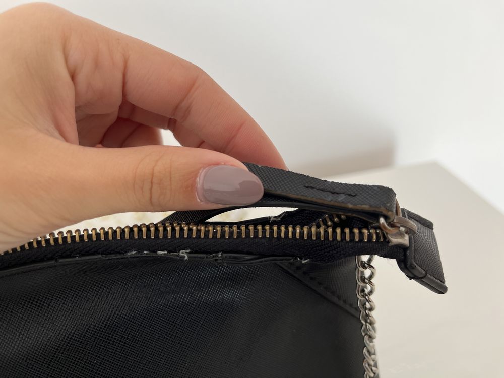 Mala bershka preta