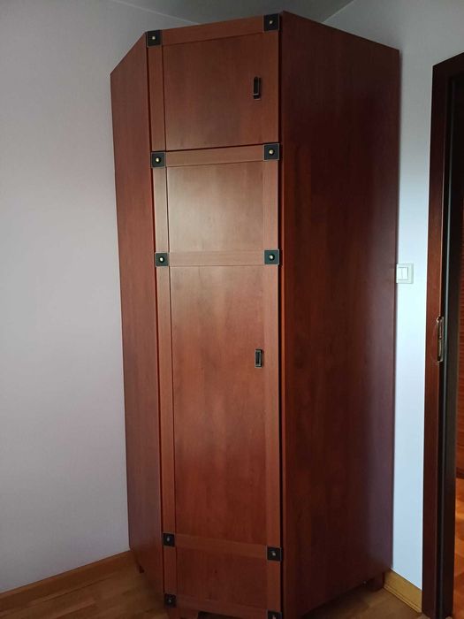 Szafa narożna VOX Imperium, styl kolonialny, grusza czerwona, brąz