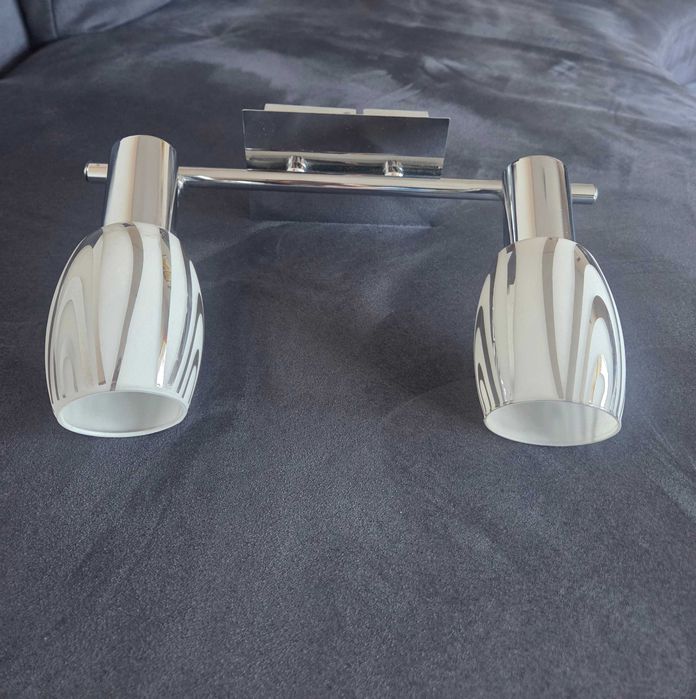 Lampa sufitowa biało-srebrna