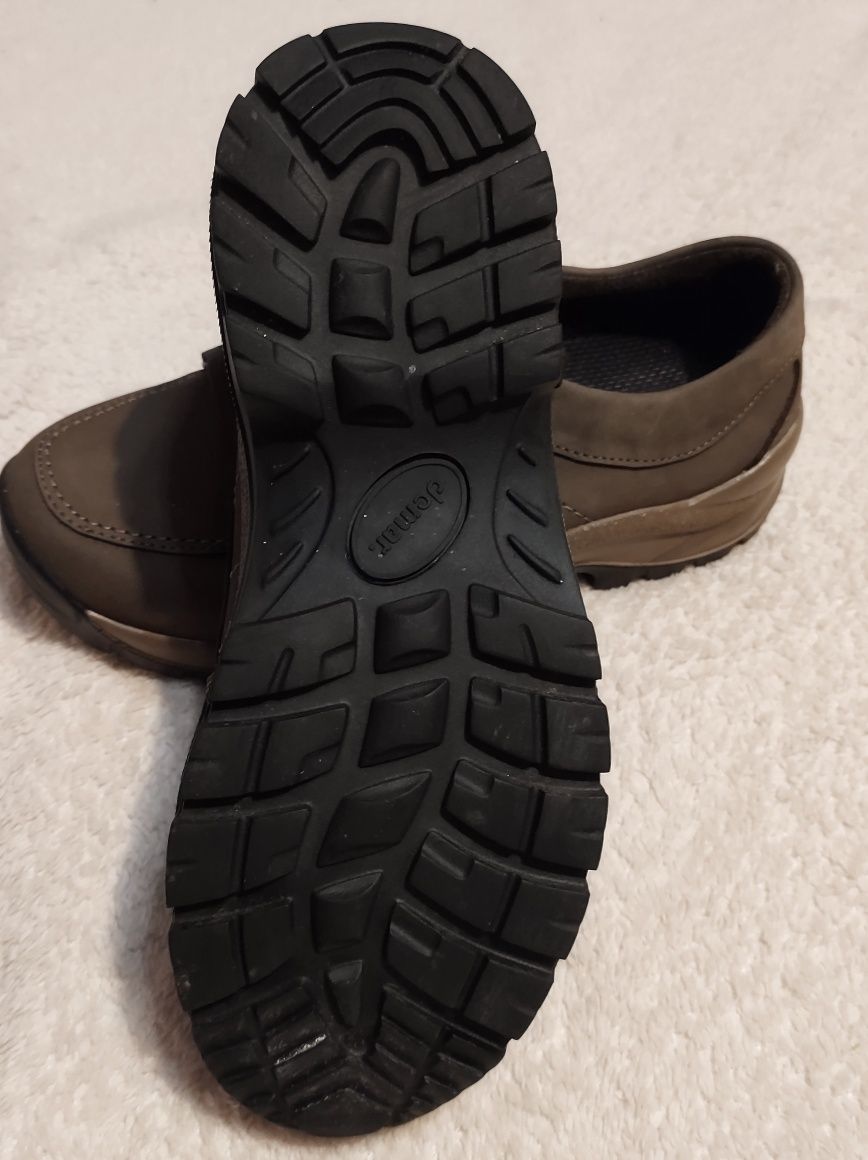 Buty Demar model Forest 6800
