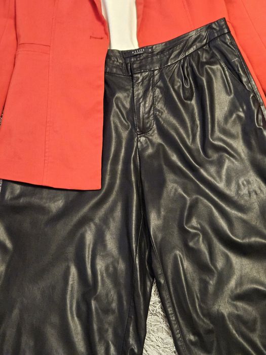 Spodnie z ekoskóry Mohito