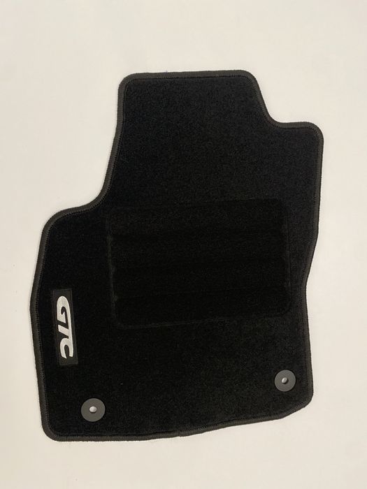Tapetes Opel Novos