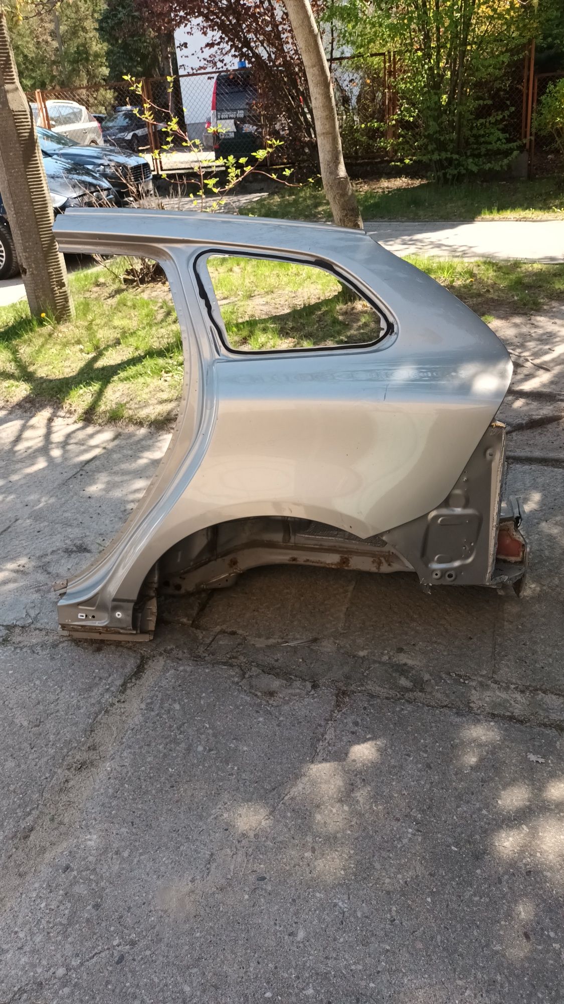 Ćwiartka lewy tył Volvo XC60