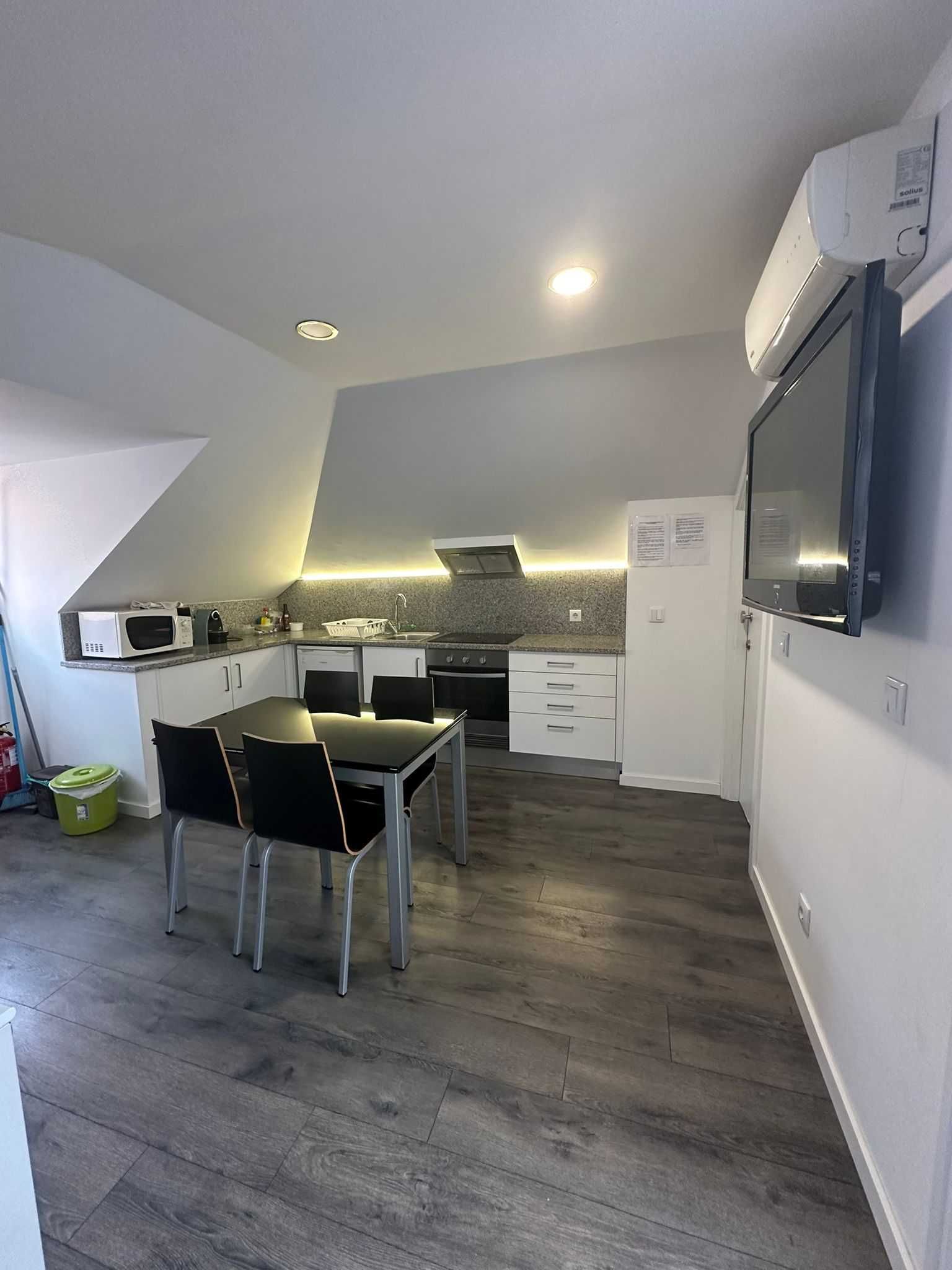 Suite Wc Privado Junto ás Faculdades de Benfica e C. Comercial Colombo