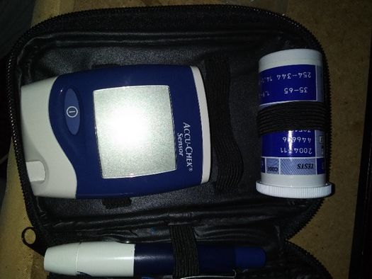 Glukometr do mierzenia cukru,