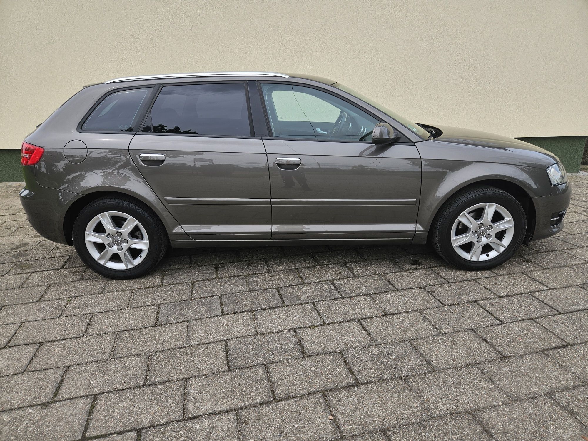 Audi A3 1.6 benzyna 102 KM 2010r