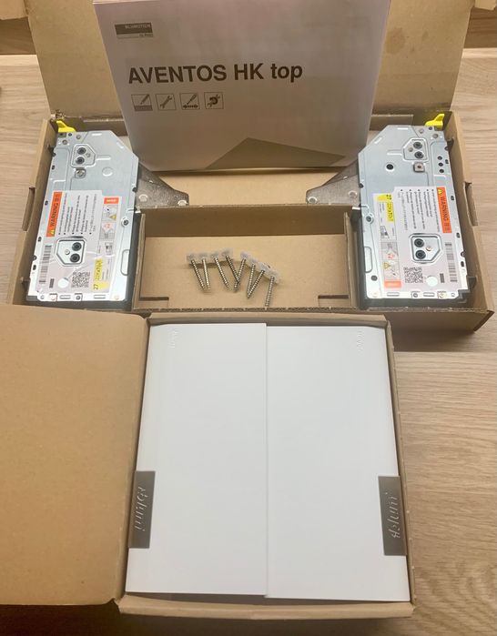 BLUM Siłownik HK Top 22K2700T