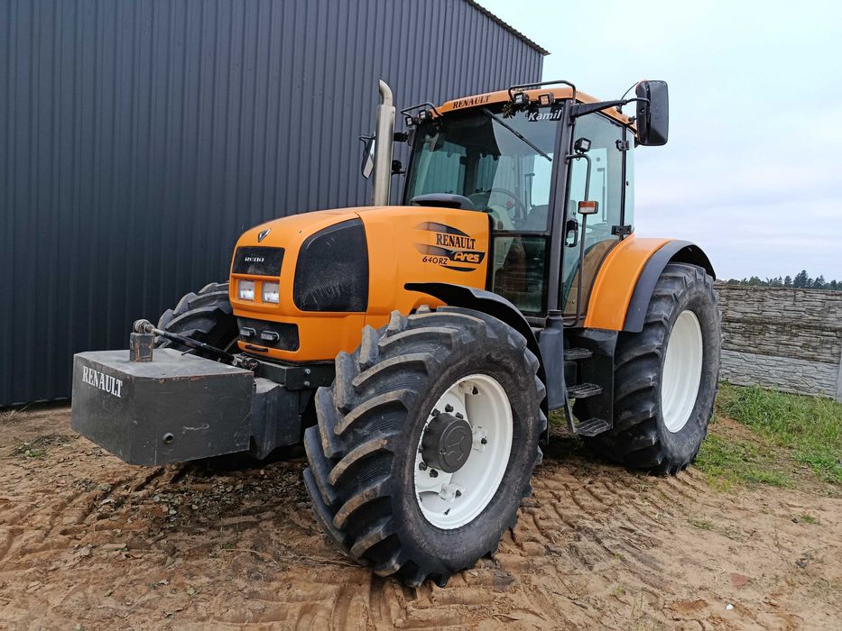 Renault Ares 640RZ 2002r. 130KM