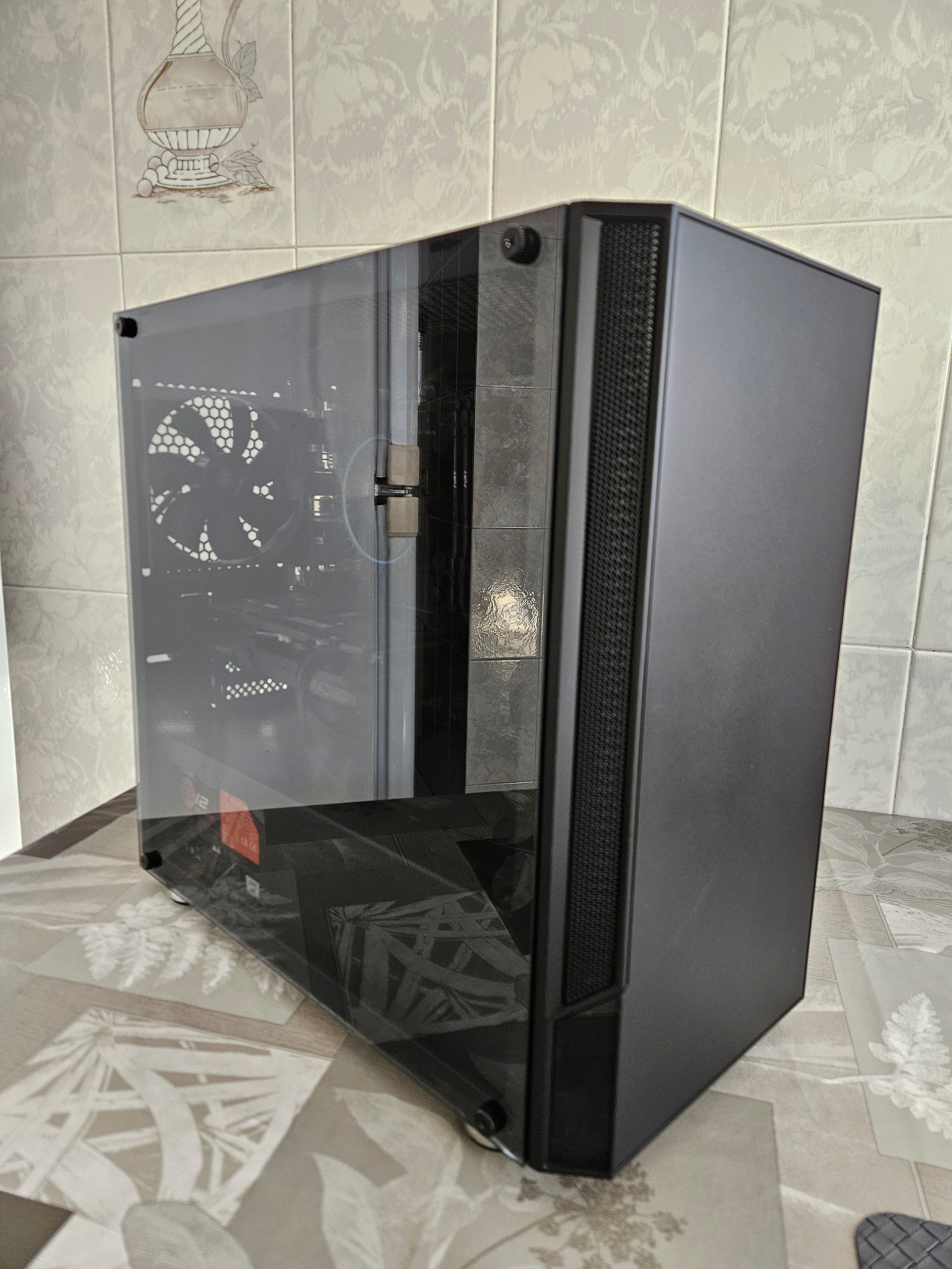 PC Gamer Intel i3 RX 6600