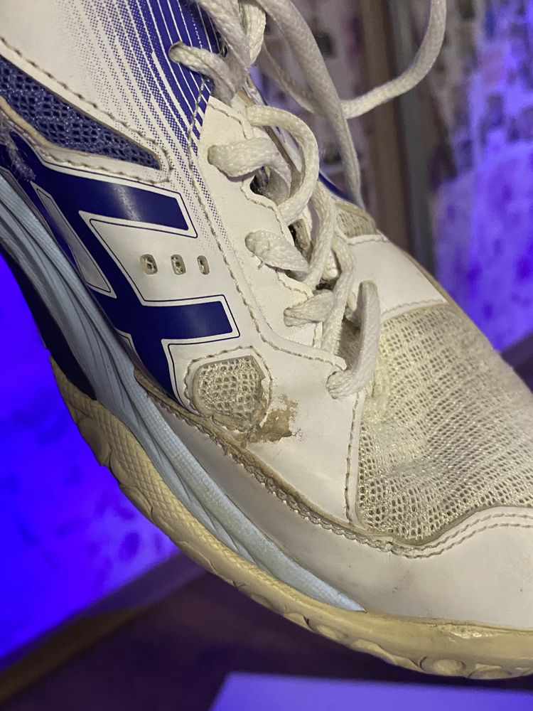 Волейбольні кросівки asics 40 розмір (25,5 см)