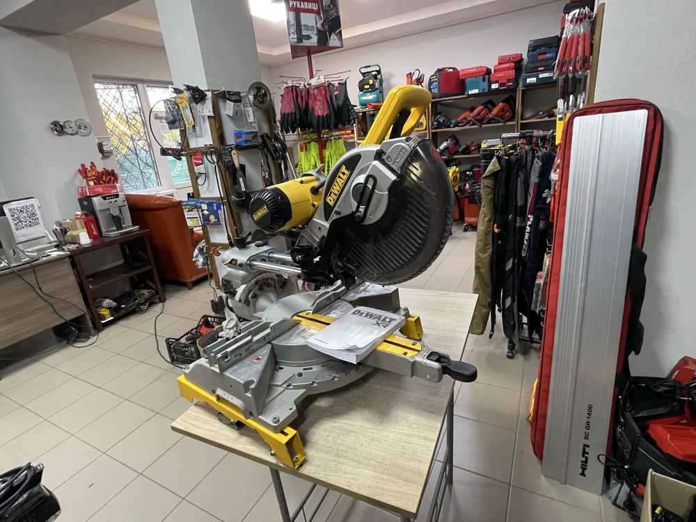Dewalt DW718XPS / дискова пила з протяжкою Девольт 1675W 305mm
