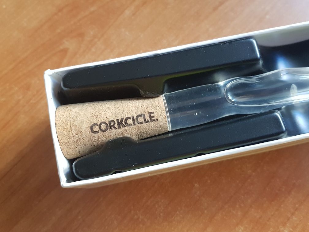 Corkcicle Air – Wine Chiller

Schladzacz do wina