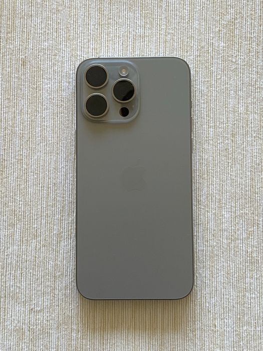Apple iPhone 15 Pro Max 256 Gb Titânio Natural