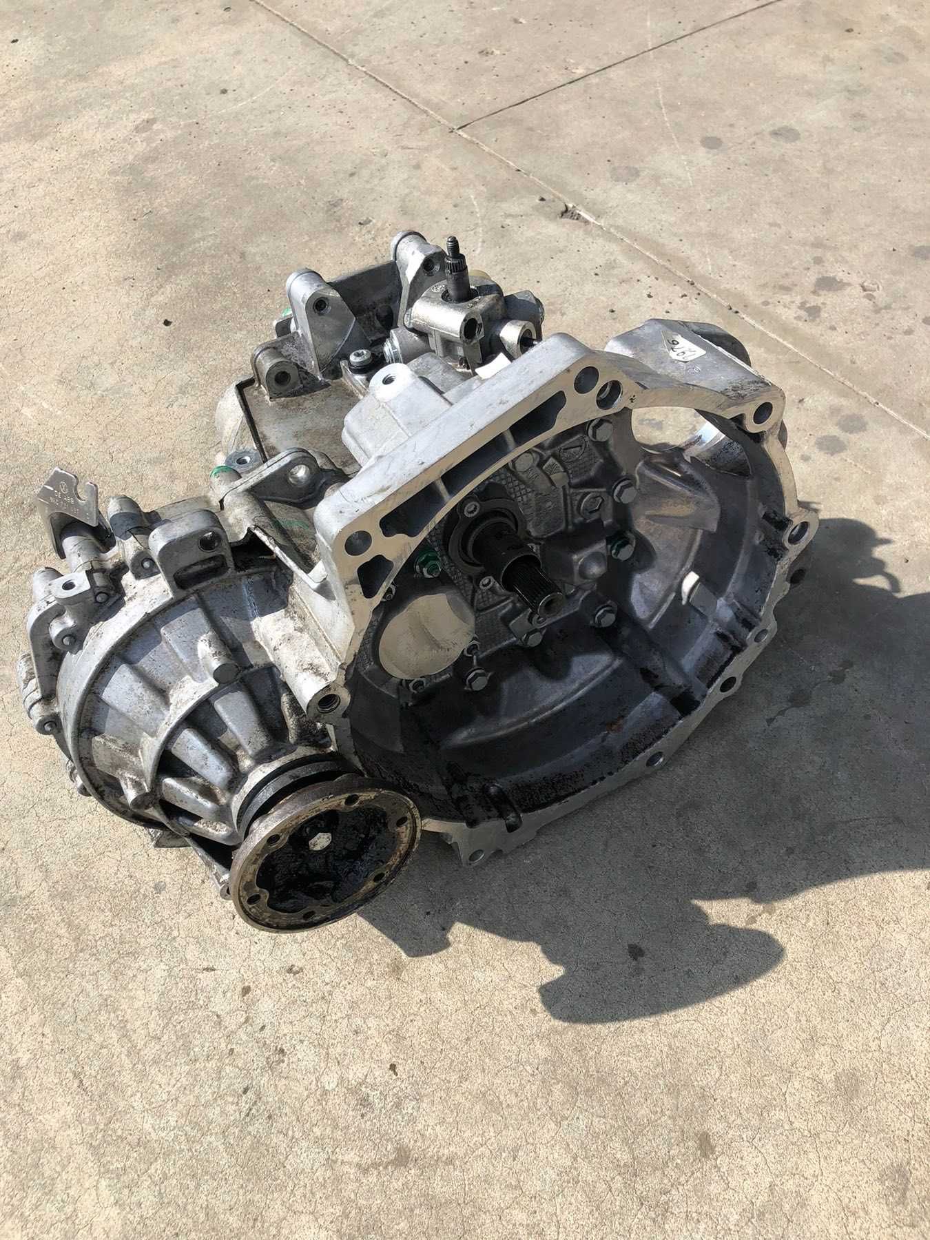 Коробка передач механика  МКПП Skoda,Volkswagen 6 ступка.