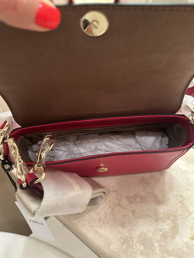 Furla Coccinelle