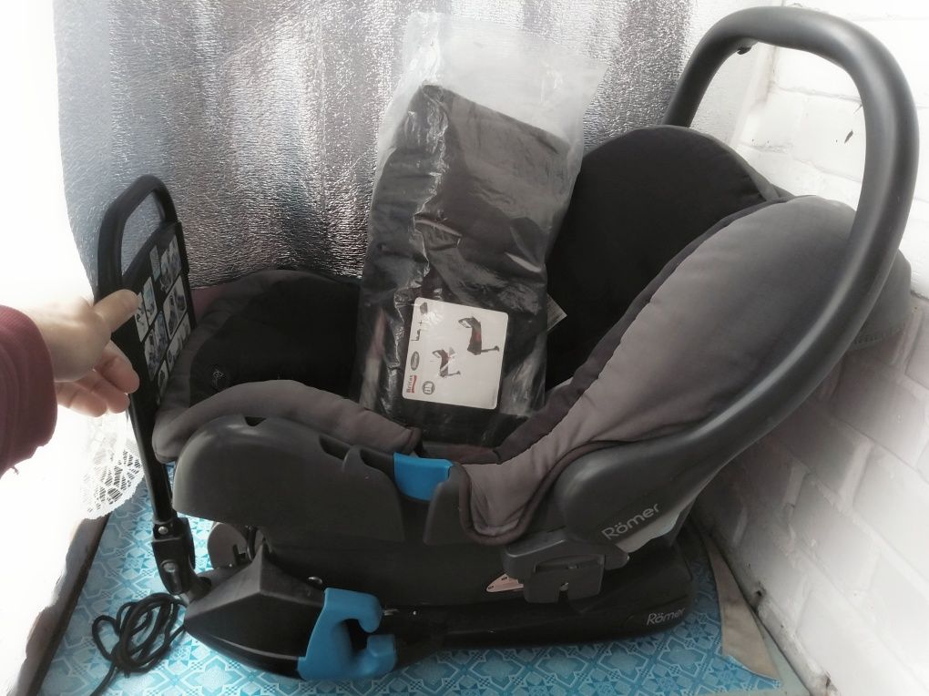 Автокрісло Romer Britax baby safe 0+