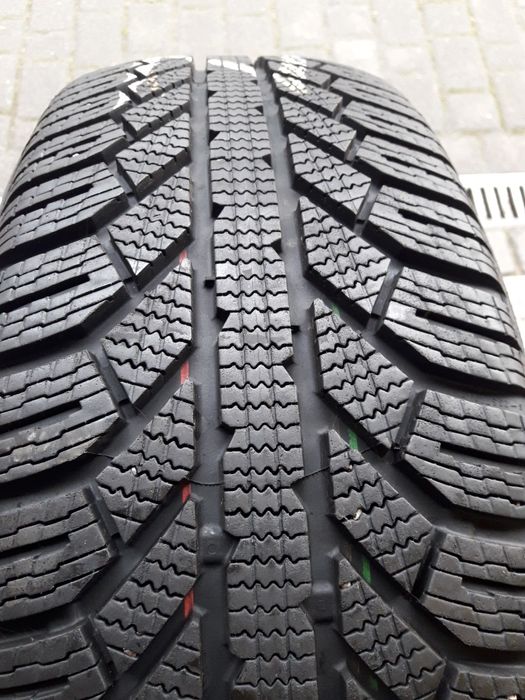 SEMPERIT 215/60R16 99H , pojedyńcza opona zimowa.