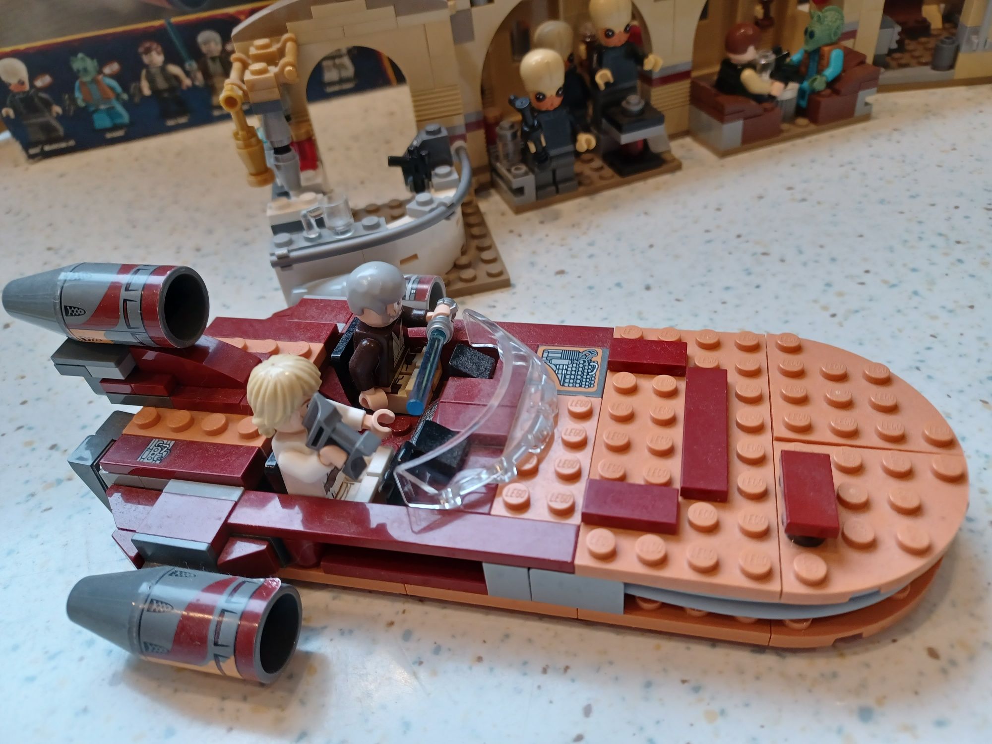 LEGO 75052 Kantyna Mos Eisley. Bez figurek