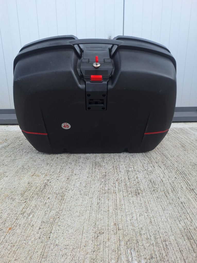 Kufer centralny Givi E45(monokey)+Oparcie dla pasażera+1 kluczyk