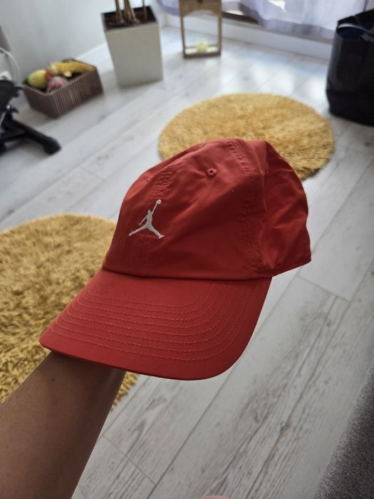 Nike Jordan koralowa czapka z daszkiem nowa z metka