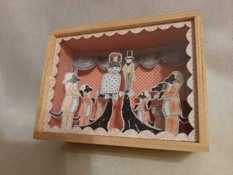 Śliczny drewniany obraz z motywem teatrzyku/cyrku -3D