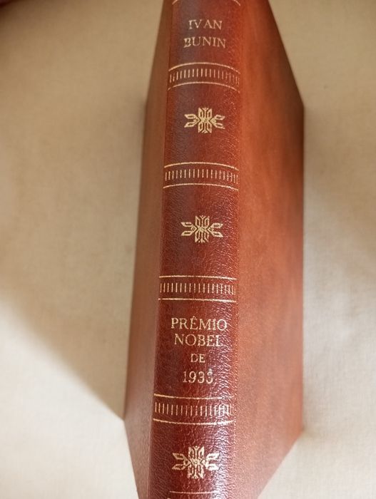 Ivan Bunin - O Amor de Mítia... - Autor Prémio Nobel em 1933