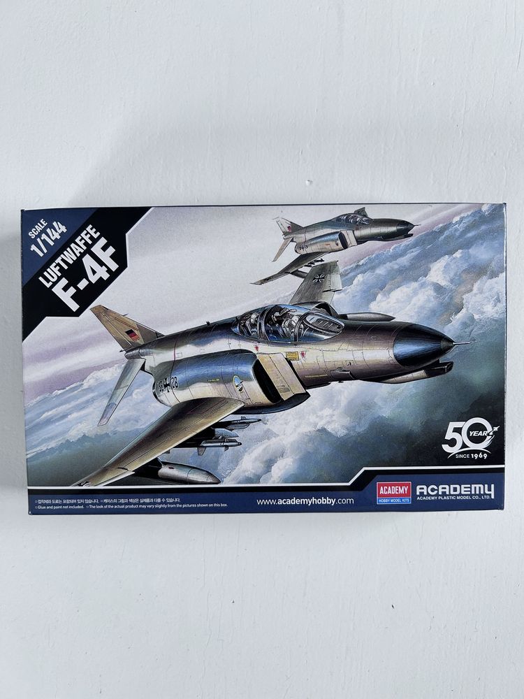 Academy 12611 samolot Luftwaffe F-4F model do sklejania 1/144