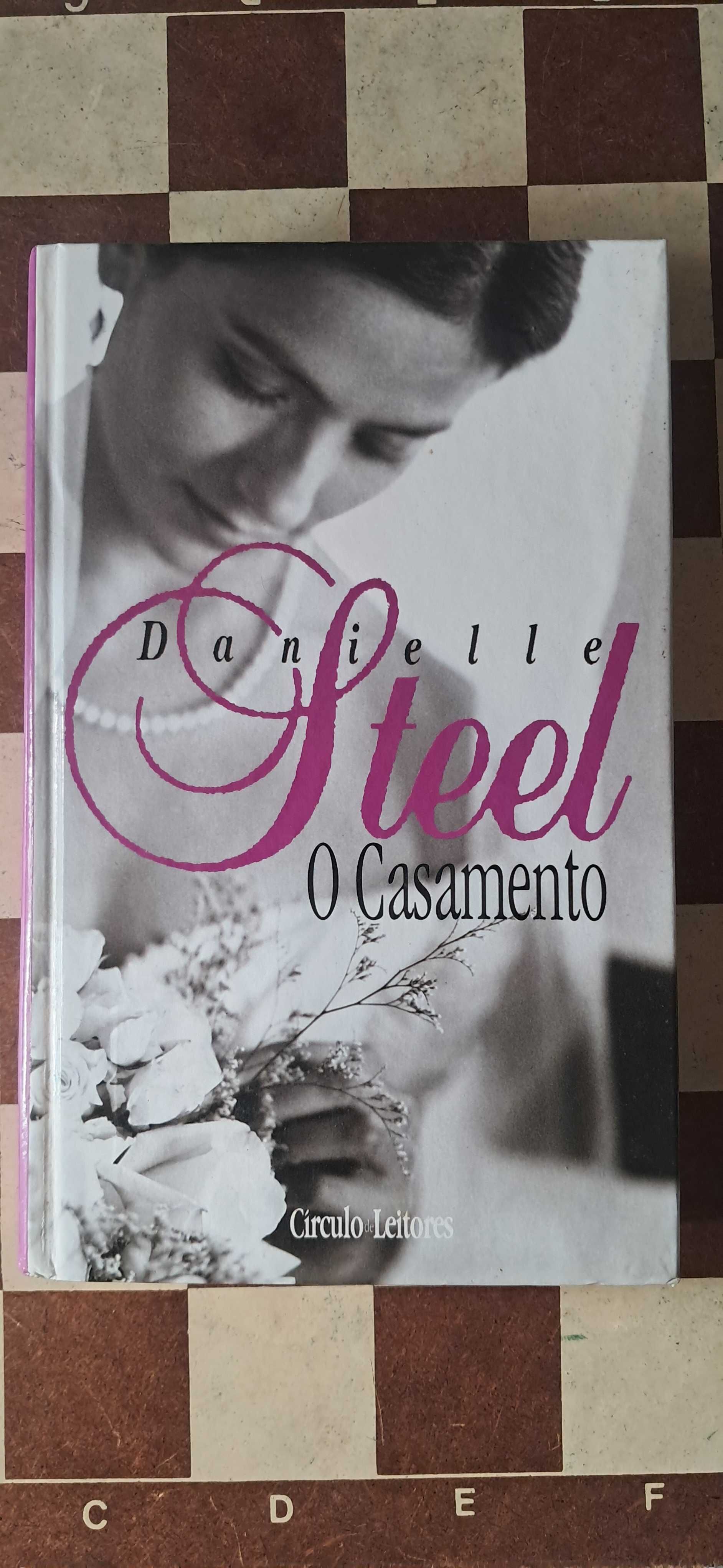 Conjunto lote romance 8 livros Danielle Steel