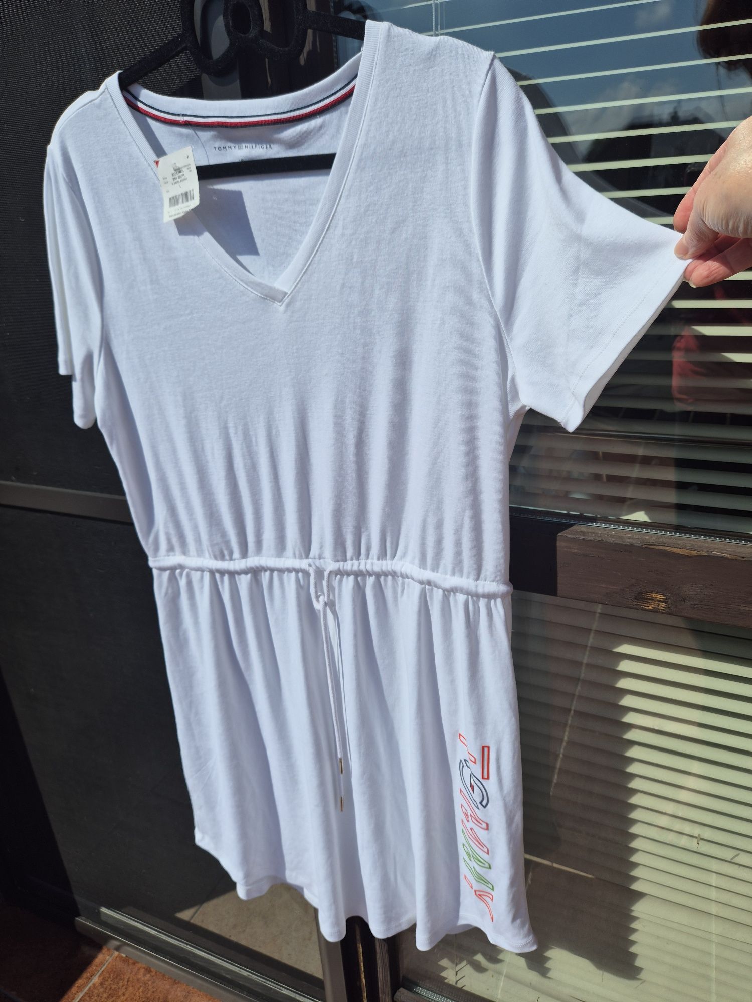 Sukienka biała letnia Tommy Hilfiger L