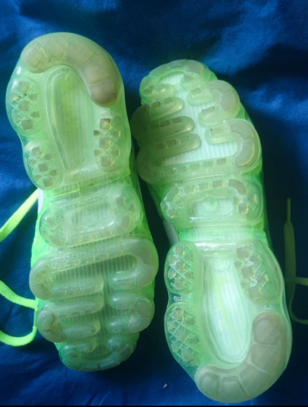 Продаються жіночі кросівки Nike