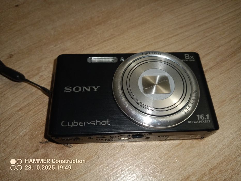 Sprzedam aparat fotograficzny firmy Sony
