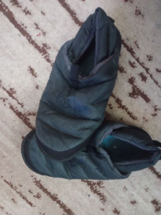 Продам слипоны north face 43р.