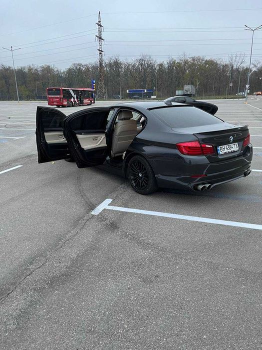 BMW F10 2012 года 525D Twin Power Turbo XDrive