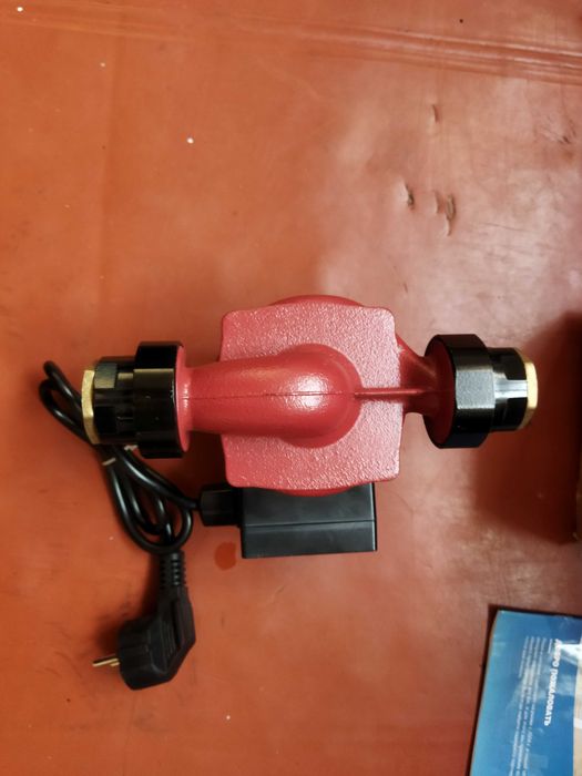 Насос циркуляционный систем отопления Grundfos UPS 25-60/130.