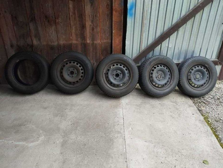 4 Koła Zimowe 195/65R15 + 1 Opona + 4 kołpaki gratis