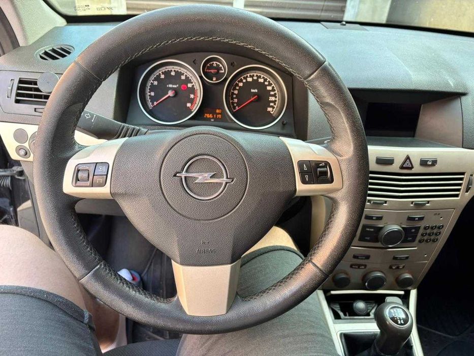 Opel Astra H 1.6 бензин 2007рік