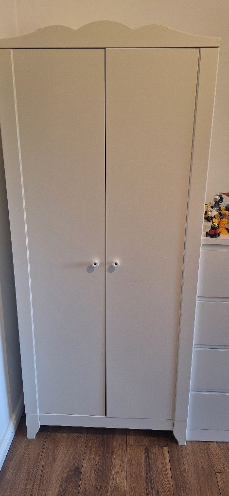 Szafa biala Ikea