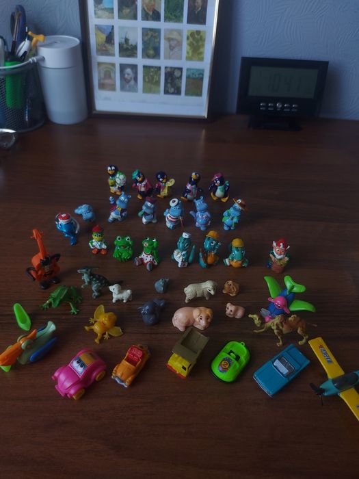 Игрушки Киндеры поштучно