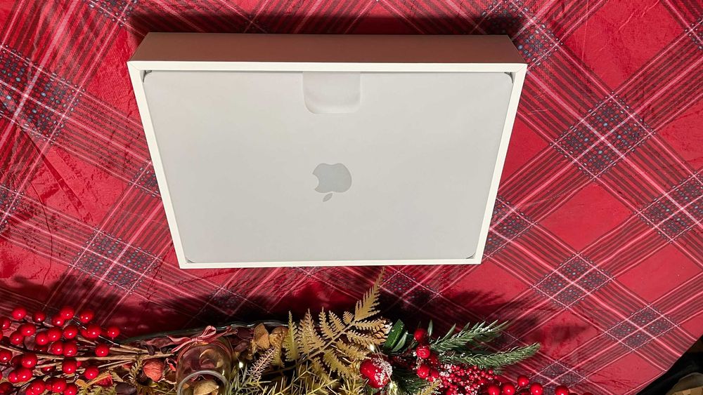 MacBook Air 13", M3, 16 GB RAM, 1024 GB SSD e acessórios + Apple care