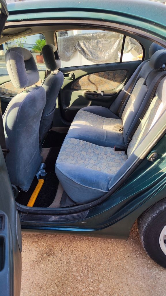 Toyota Avensis 1.6i