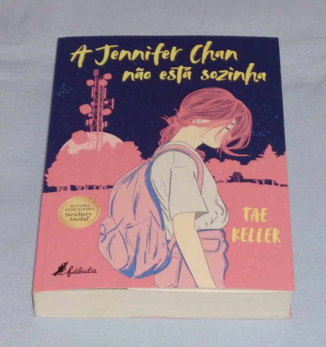 A Jennifer Chan Não Está Sozinha de Tae Keller (NOVO)