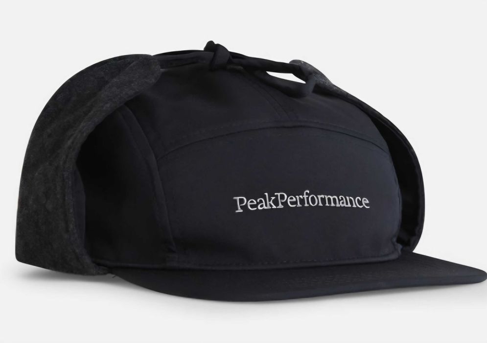 Peak performance czapka jesienno zimowa jak nowa